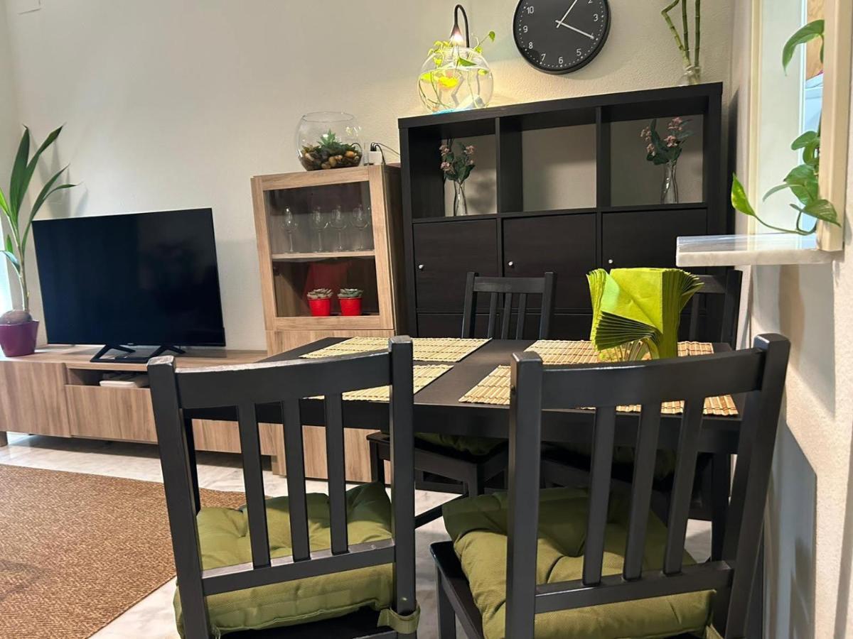 Apartamento Suite Torre Alta Parking Gratis Séville Extérieur photo