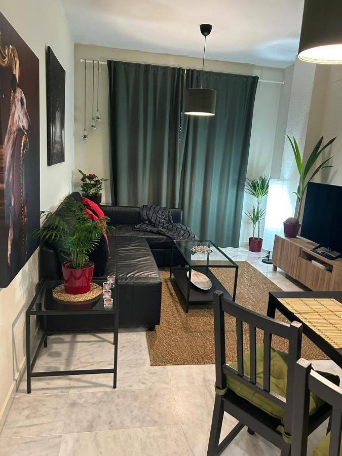 Apartamento Suite Torre Alta Parking Gratis Séville Extérieur photo