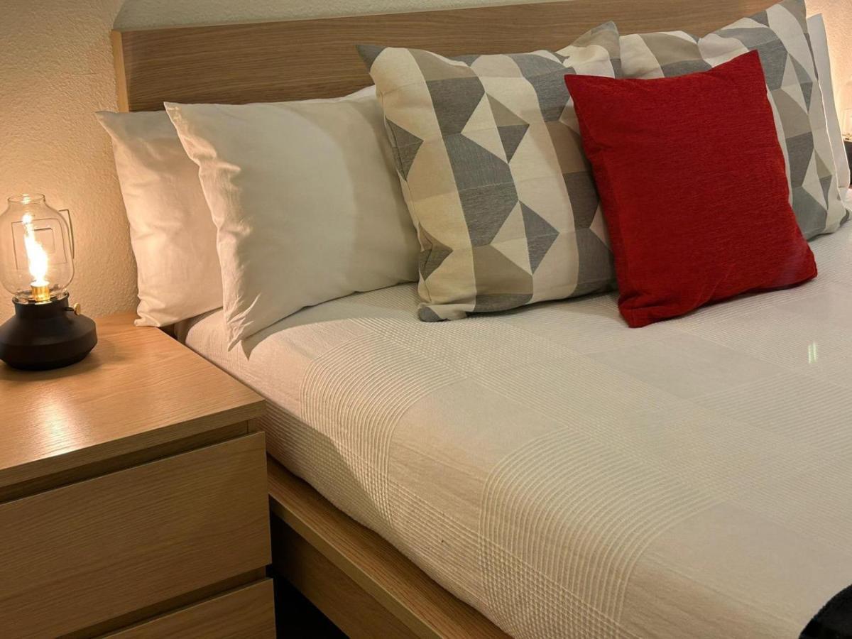 Apartamento Suite Torre Alta Parking Gratis Séville Extérieur photo