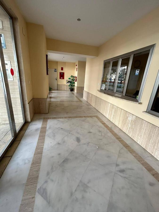 Apartamento Suite Torre Alta Parking Gratis Séville Extérieur photo