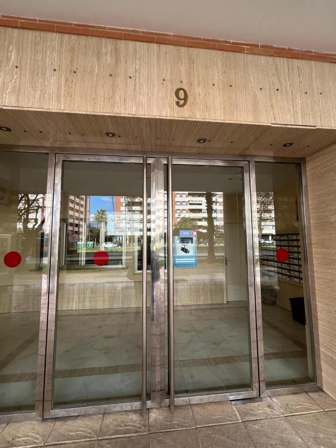Apartamento Suite Torre Alta Parking Gratis Séville Extérieur photo